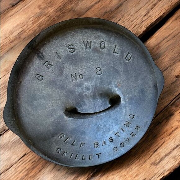 Griswold #8 Cast Iron Vintage High Dome Skillet Lid – Fully Marked - Picture 2 of 5
